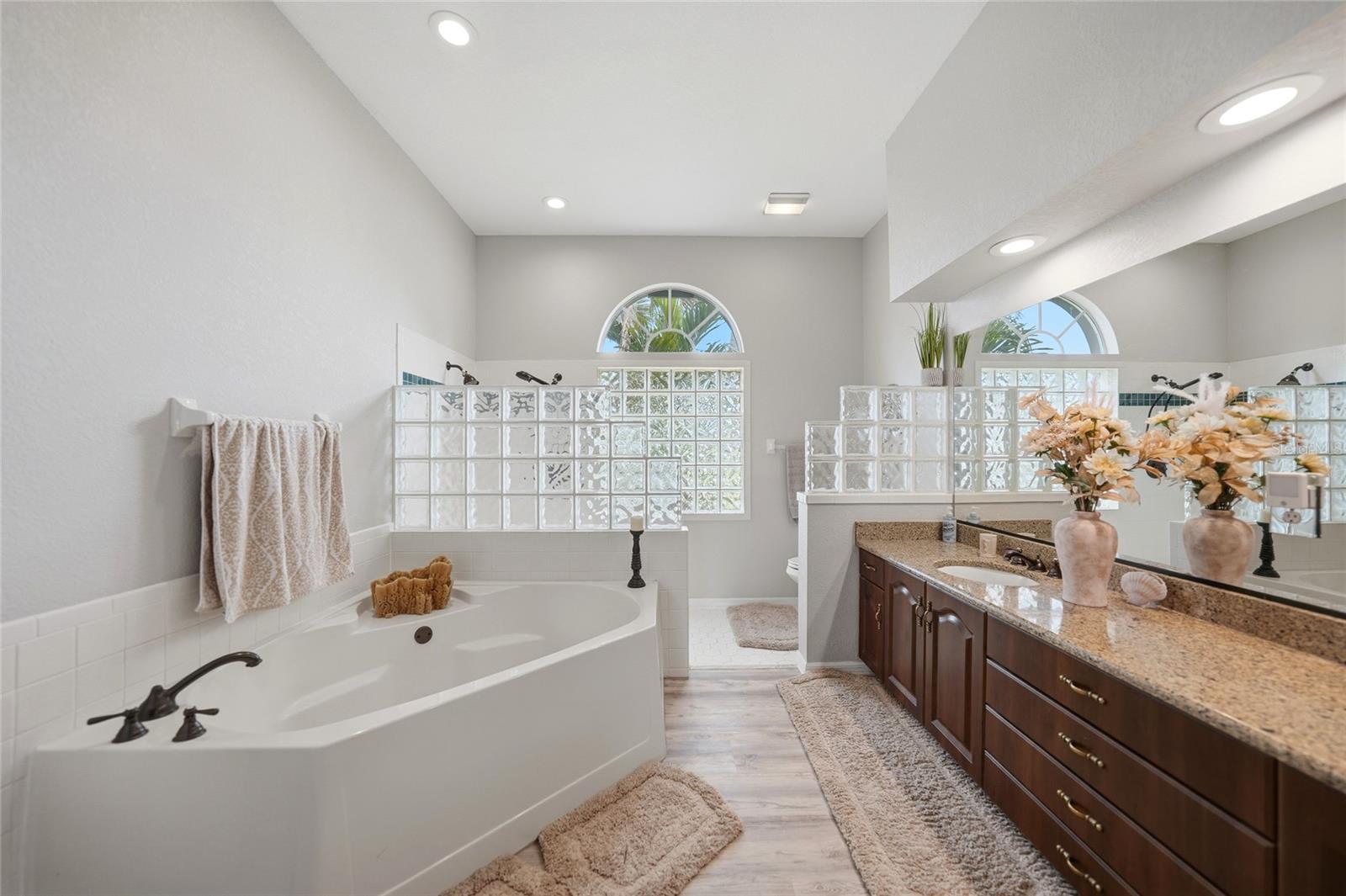 82 MARKER RD, ROTONDA WEST, FL, 33947