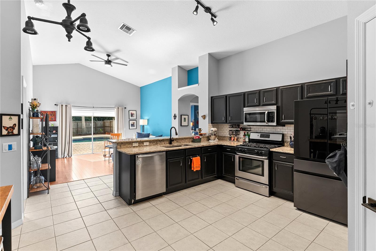 18944 TWINBERRY DR, TAMPA, FL, 33647