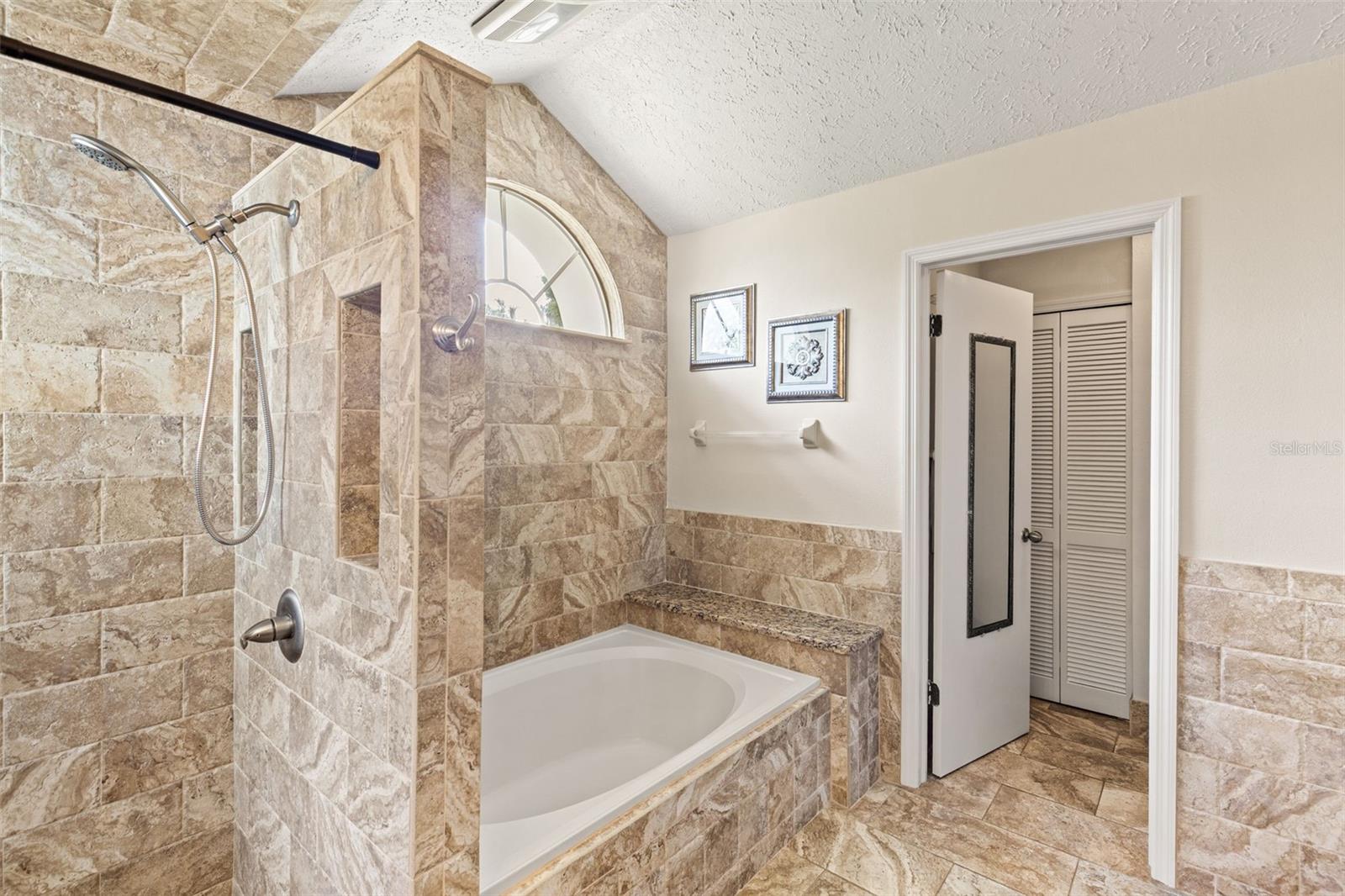 2739 HORSESHOE DR, PLANT CITY, FL, 33566