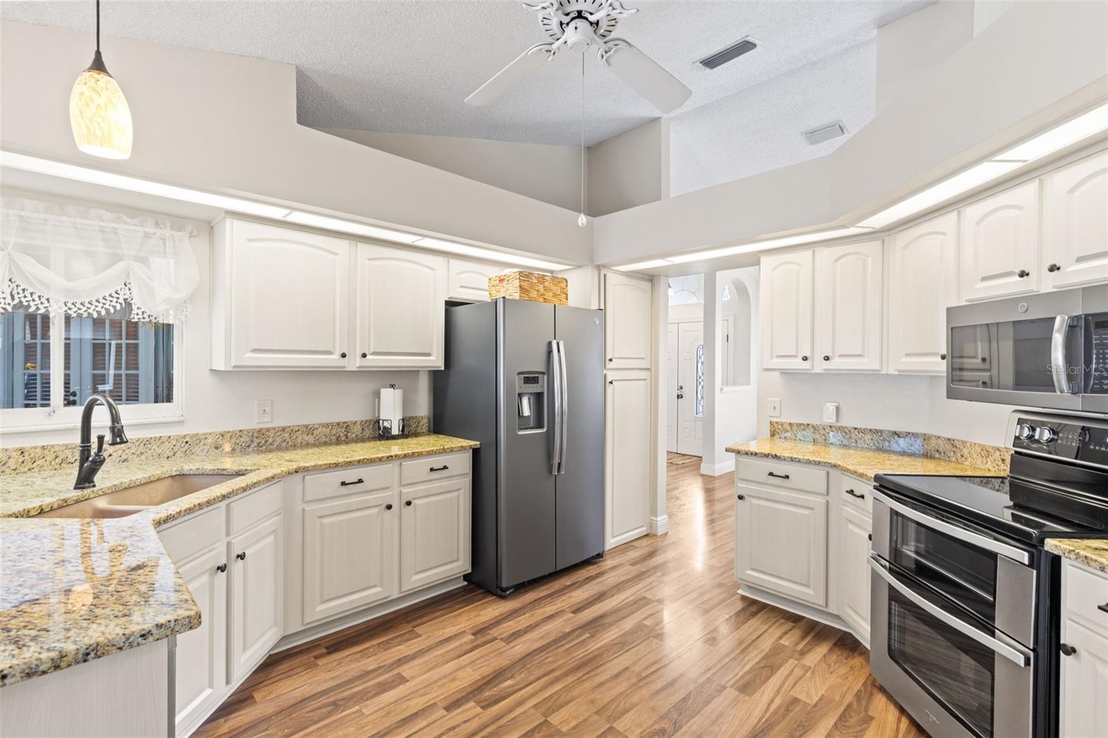 2739 HORSESHOE DR, PLANT CITY, FL, 33566