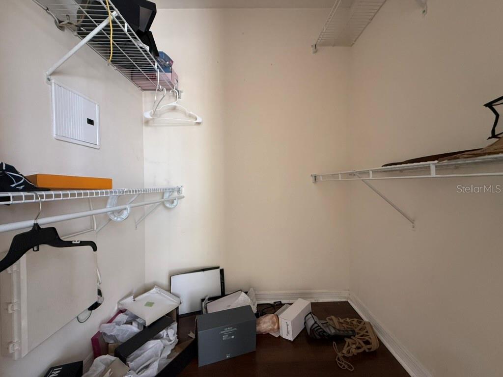11537 DECLARATION DR, TAMPA, FL, 33635