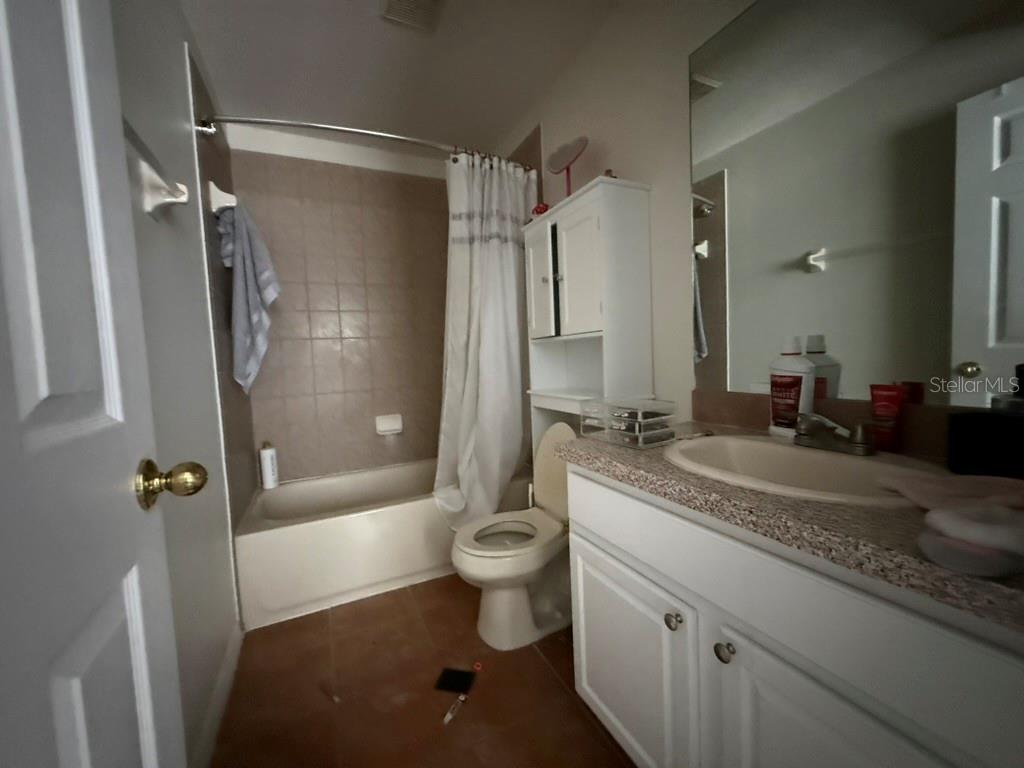 11537 DECLARATION DR, TAMPA, FL, 33635