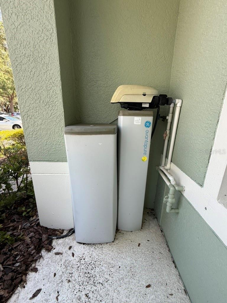 11537 DECLARATION DR, TAMPA, FL, 33635