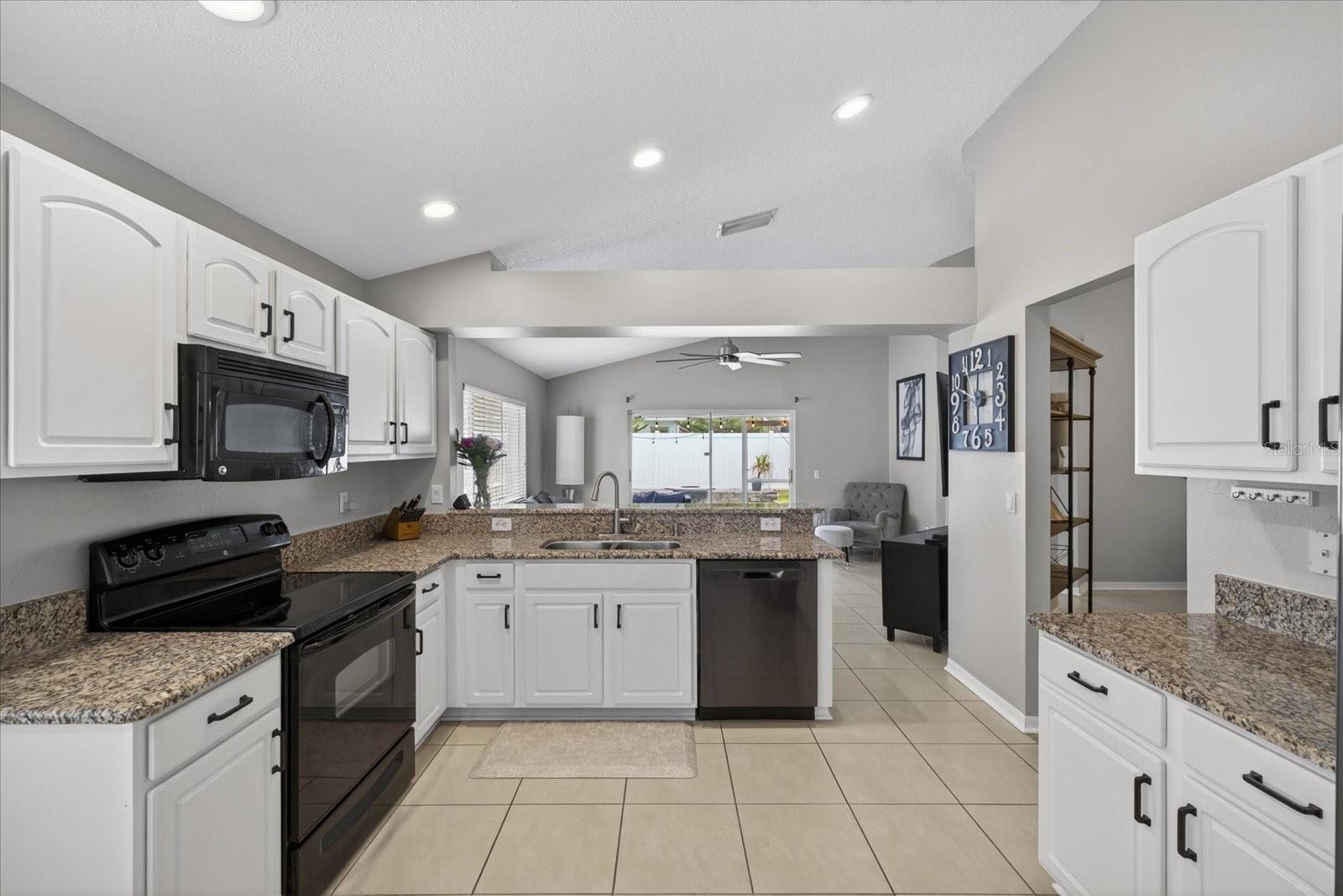 8503 BELLA WAY, TAMPA, FL, 33635