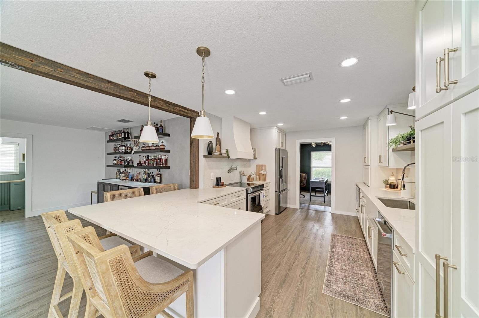 7611 18TH AVE NW, BRADENTON, FL, 34209