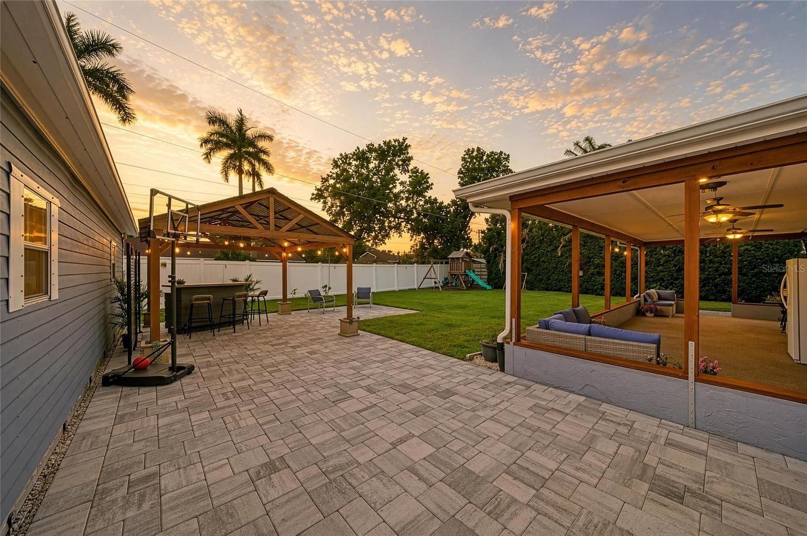 7611 18TH AVE NW, BRADENTON, FL, 34209