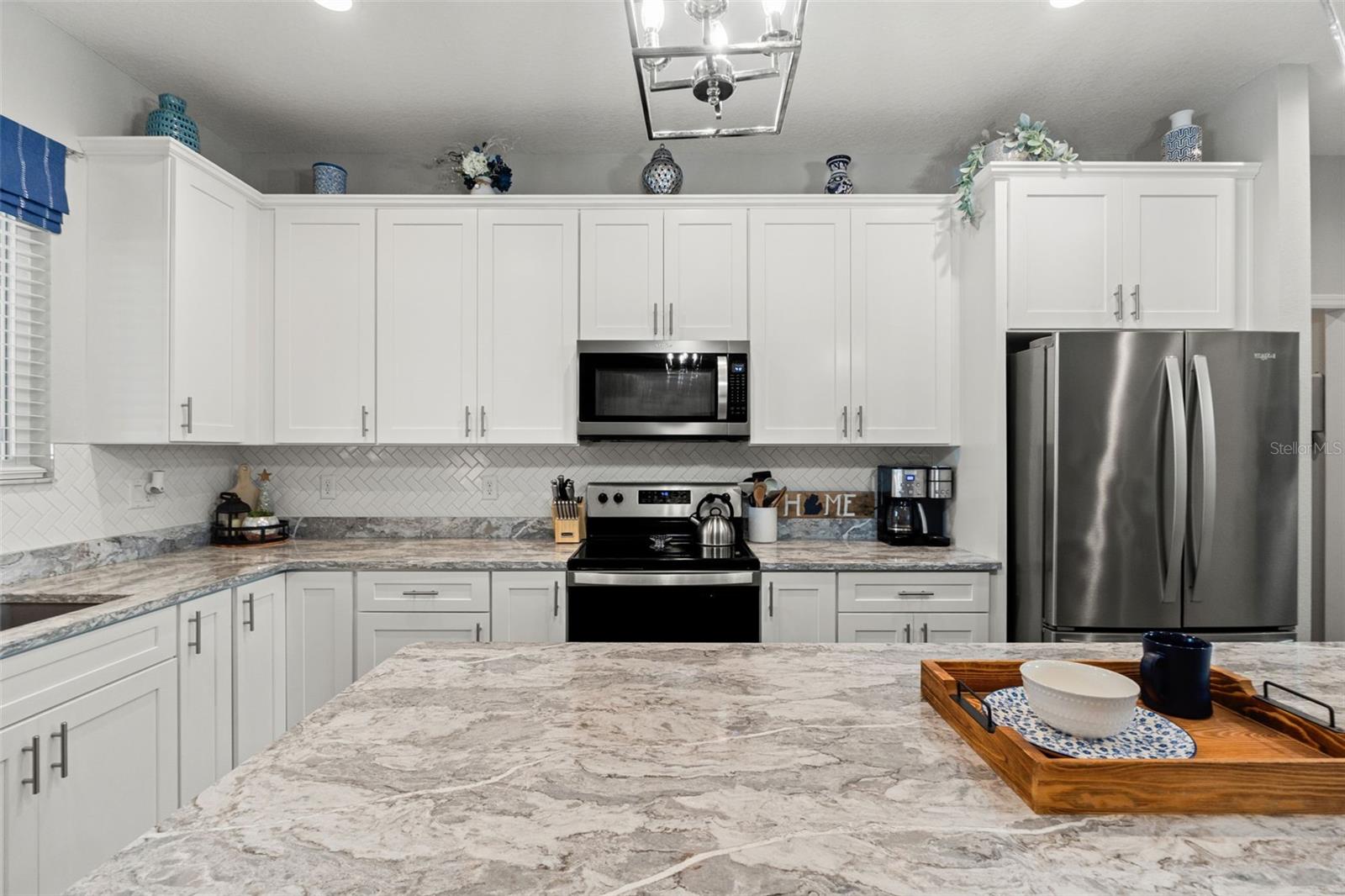 18194 MABERLY RD, WEEKI WACHEE, FL, 34614