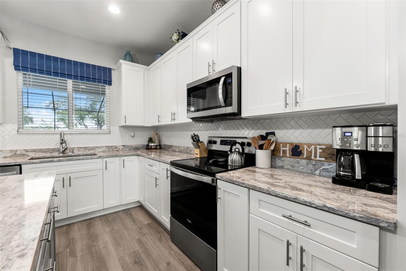 18194 MABERLY RD, WEEKI WACHEE, FL, 34614