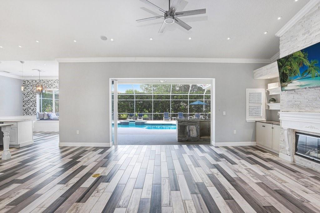 30303 LAURELWOOD LN, WESLEY CHAPEL, FL, 33543