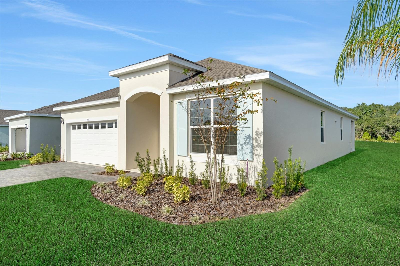 748 SUNSHOWER DR, LADY LAKE, FL, 32159