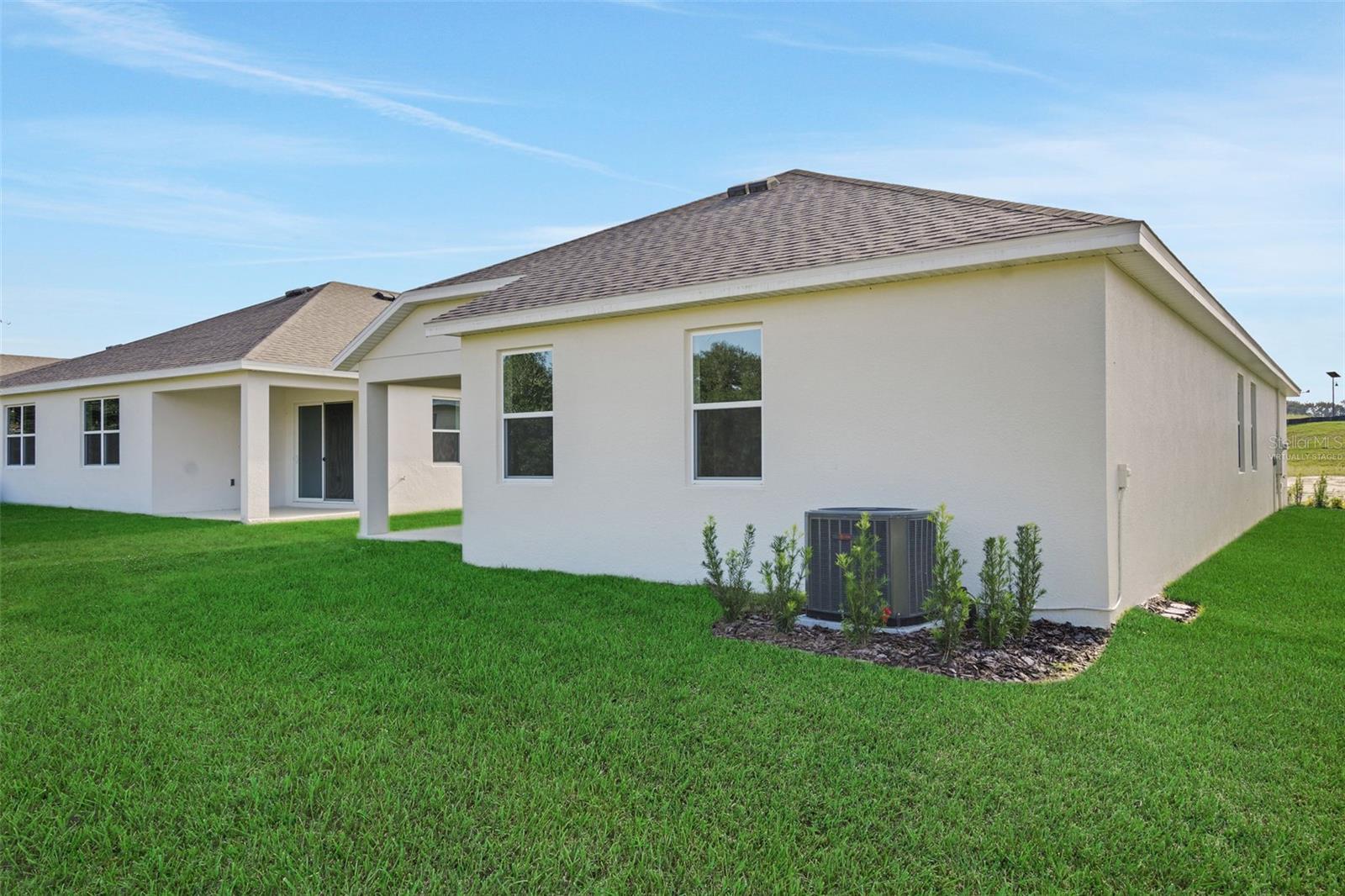 748 SUNSHOWER DR, LADY LAKE, FL, 32159