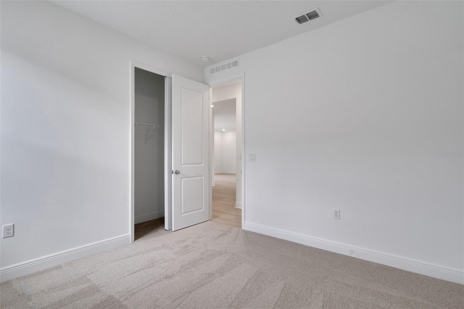 748 SUNSHOWER DR, LADY LAKE, FL, 32159