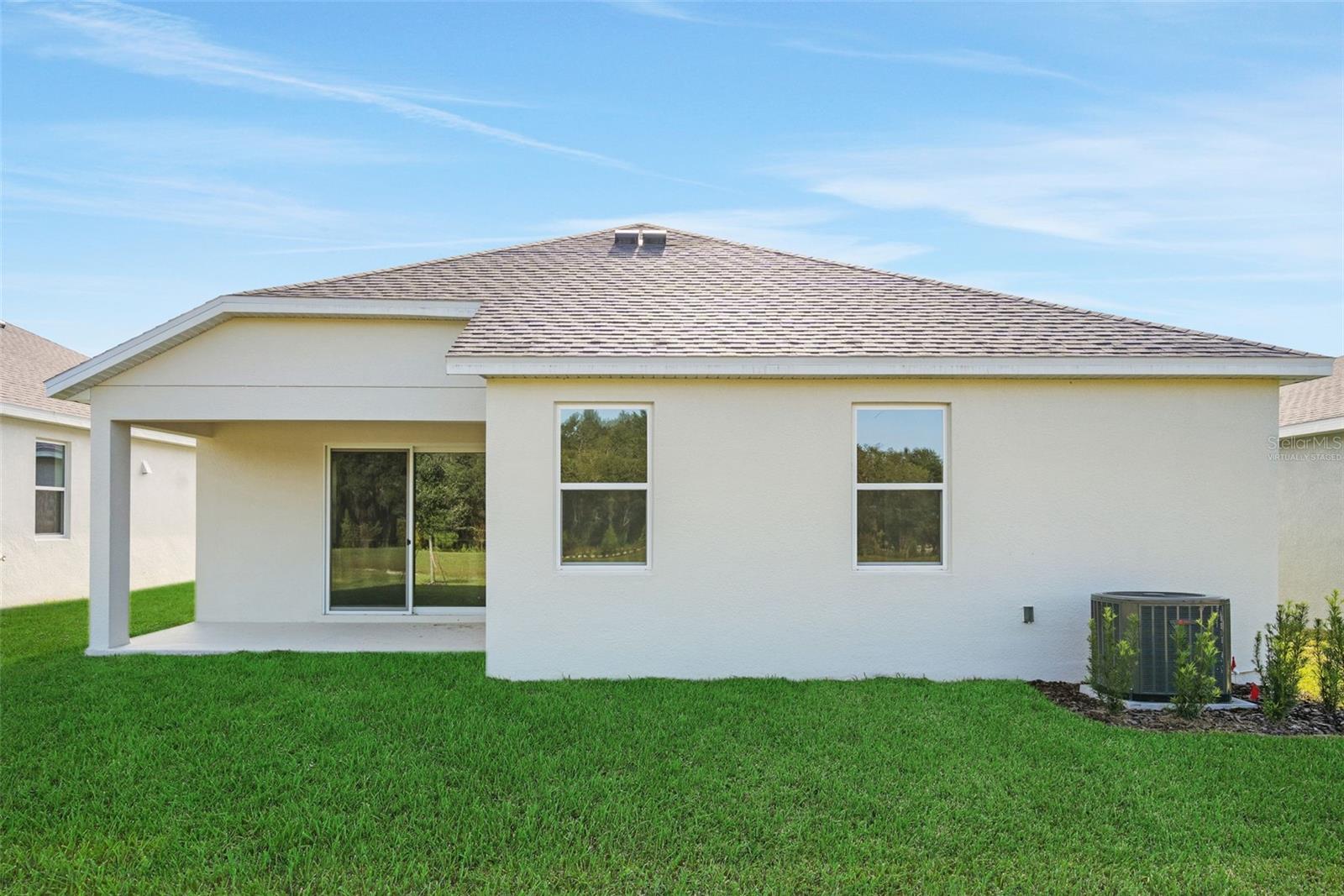 748 SUNSHOWER DR, LADY LAKE, FL, 32159