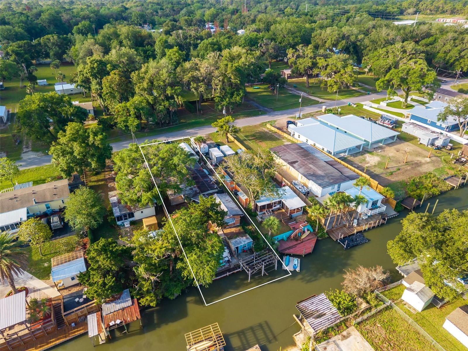138 INDIAN CREEK RD, OAK HILL, FL, 32759