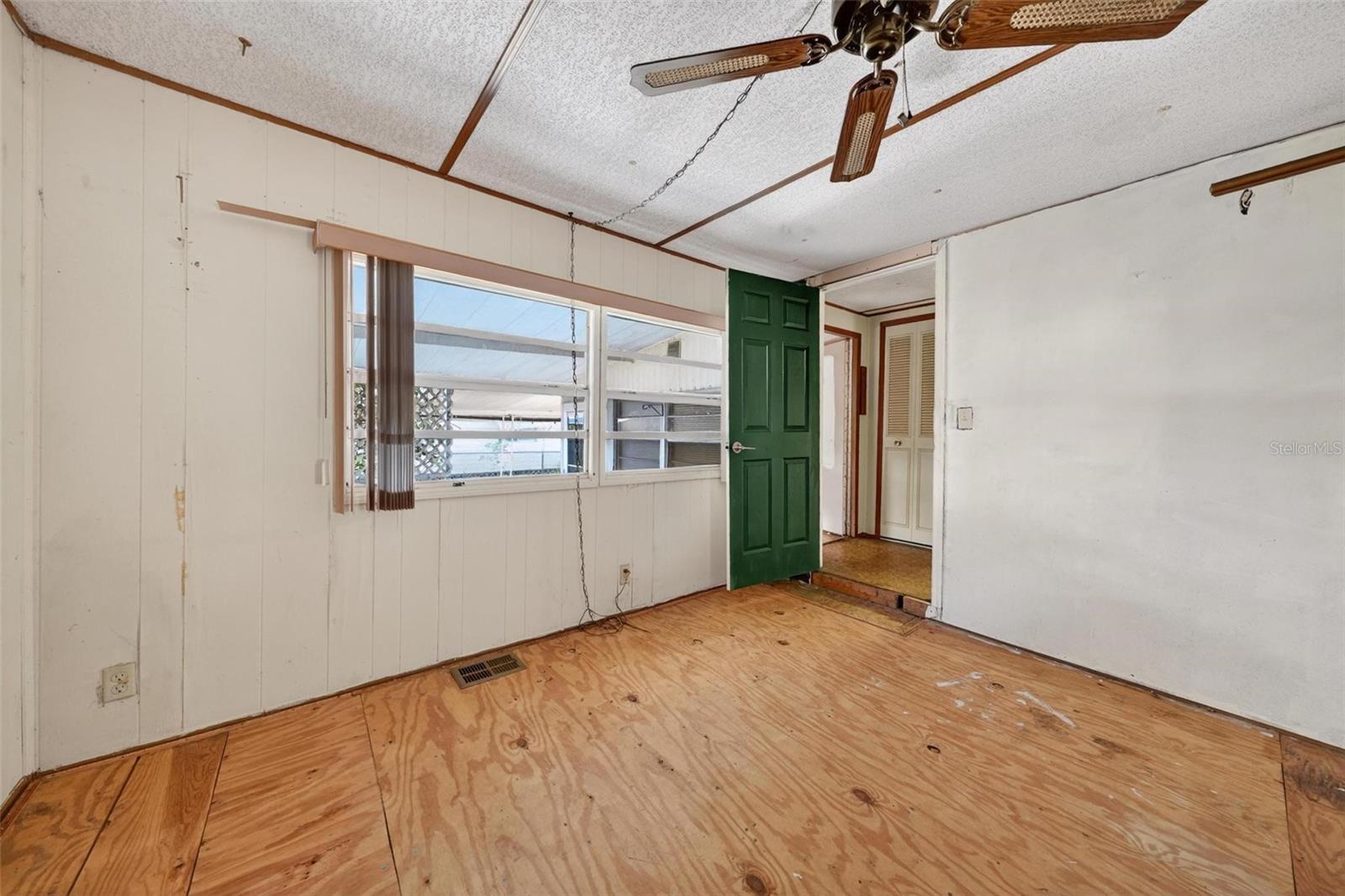 138 INDIAN CREEK RD, OAK HILL, FL, 32759