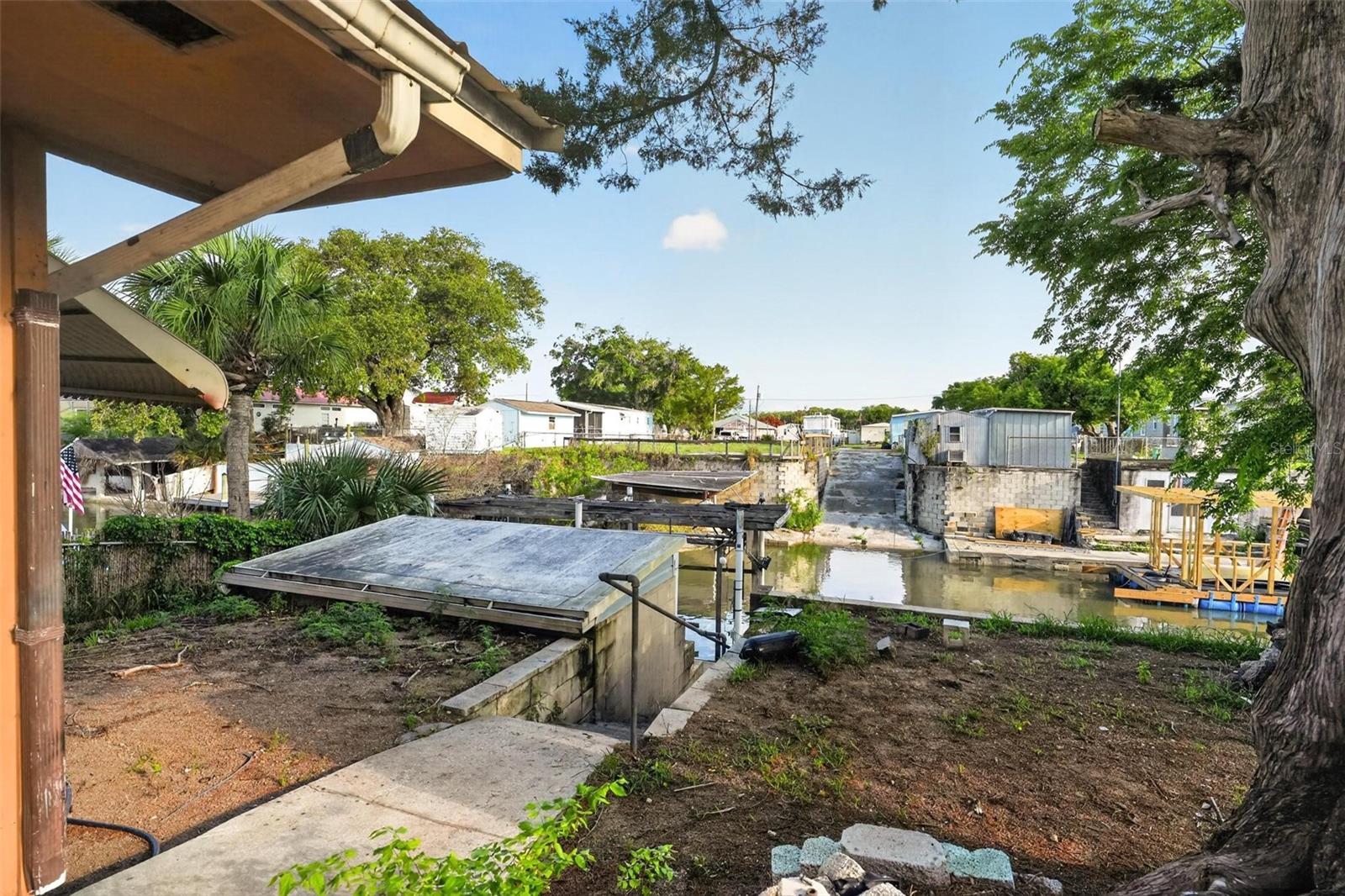 138 INDIAN CREEK RD, OAK HILL, FL, 32759