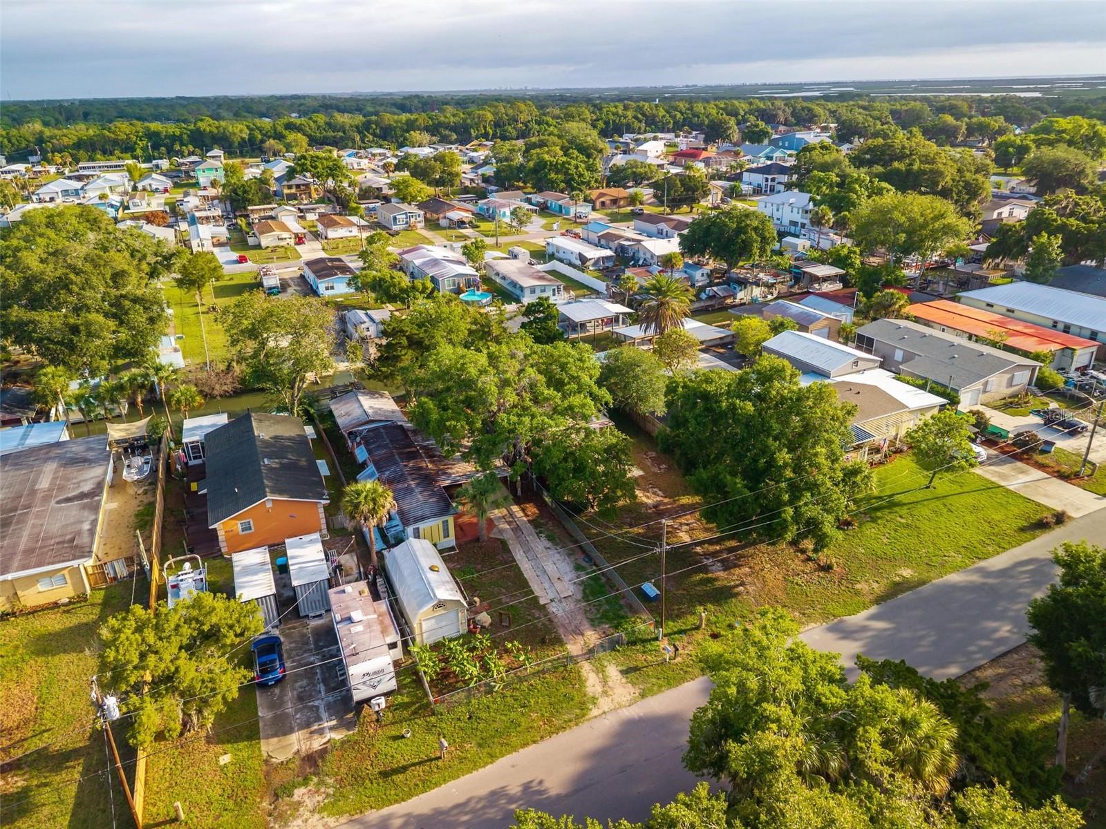 138 INDIAN CREEK RD, OAK HILL, FL, 32759