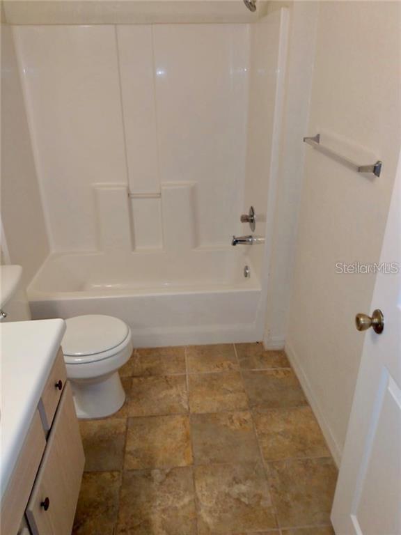 5447 VINELAND RD #1111, ORLANDO, FL, 32811