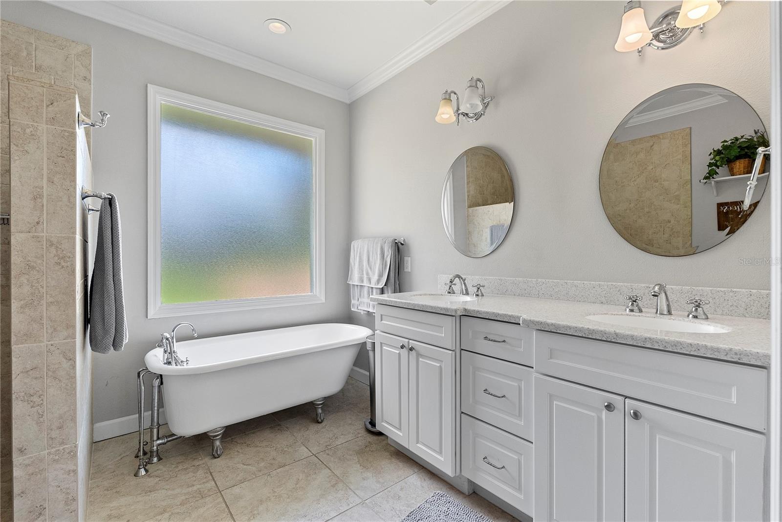 761 N BELFAST PL, CHULUOTA, FL, 32766