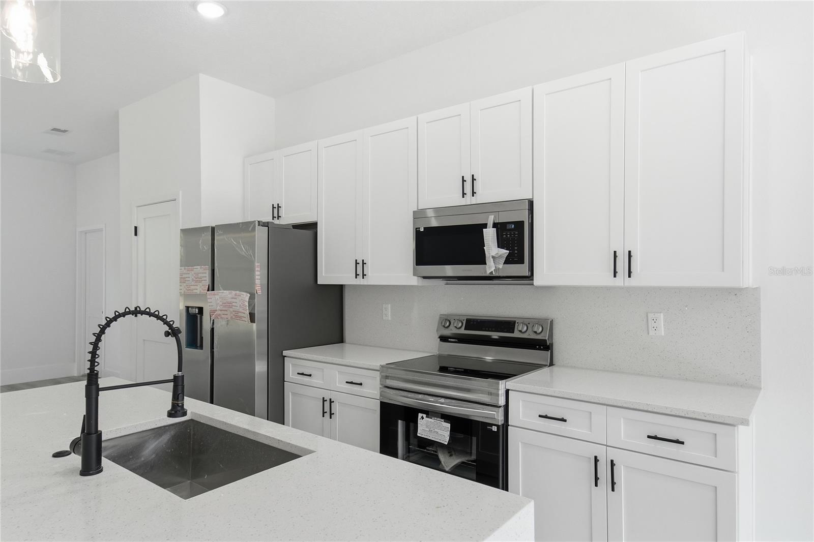 226 E CALDWELL DR, DUNNELLON, FL, 34434