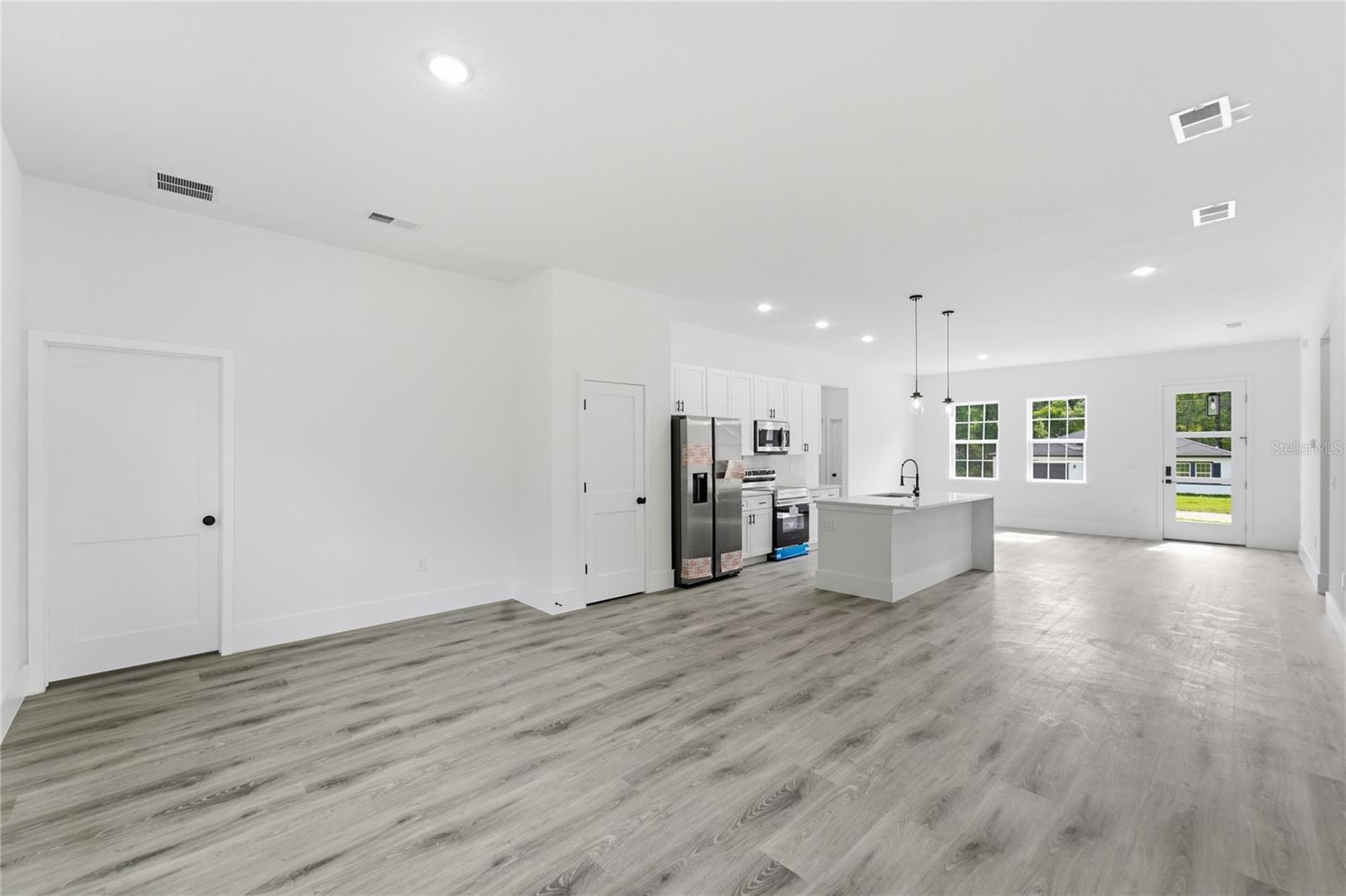 226 E CALDWELL DR, DUNNELLON, FL, 34434