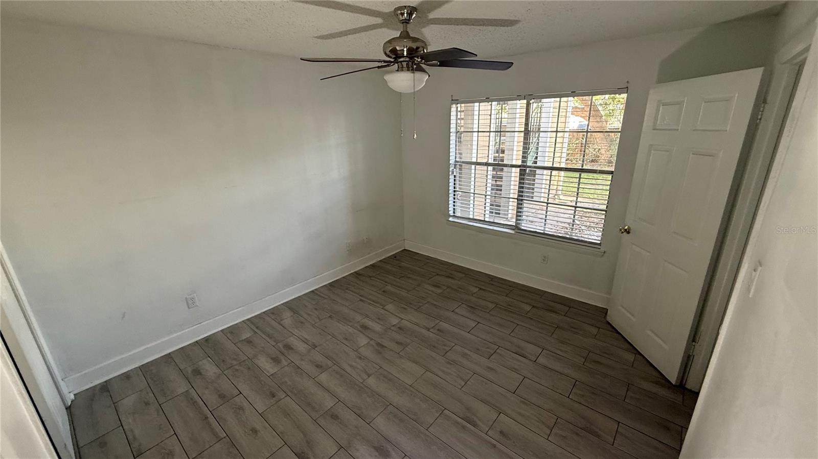 5587 DEVONBRIAR WAY #J104, ORLANDO, FL, 32822