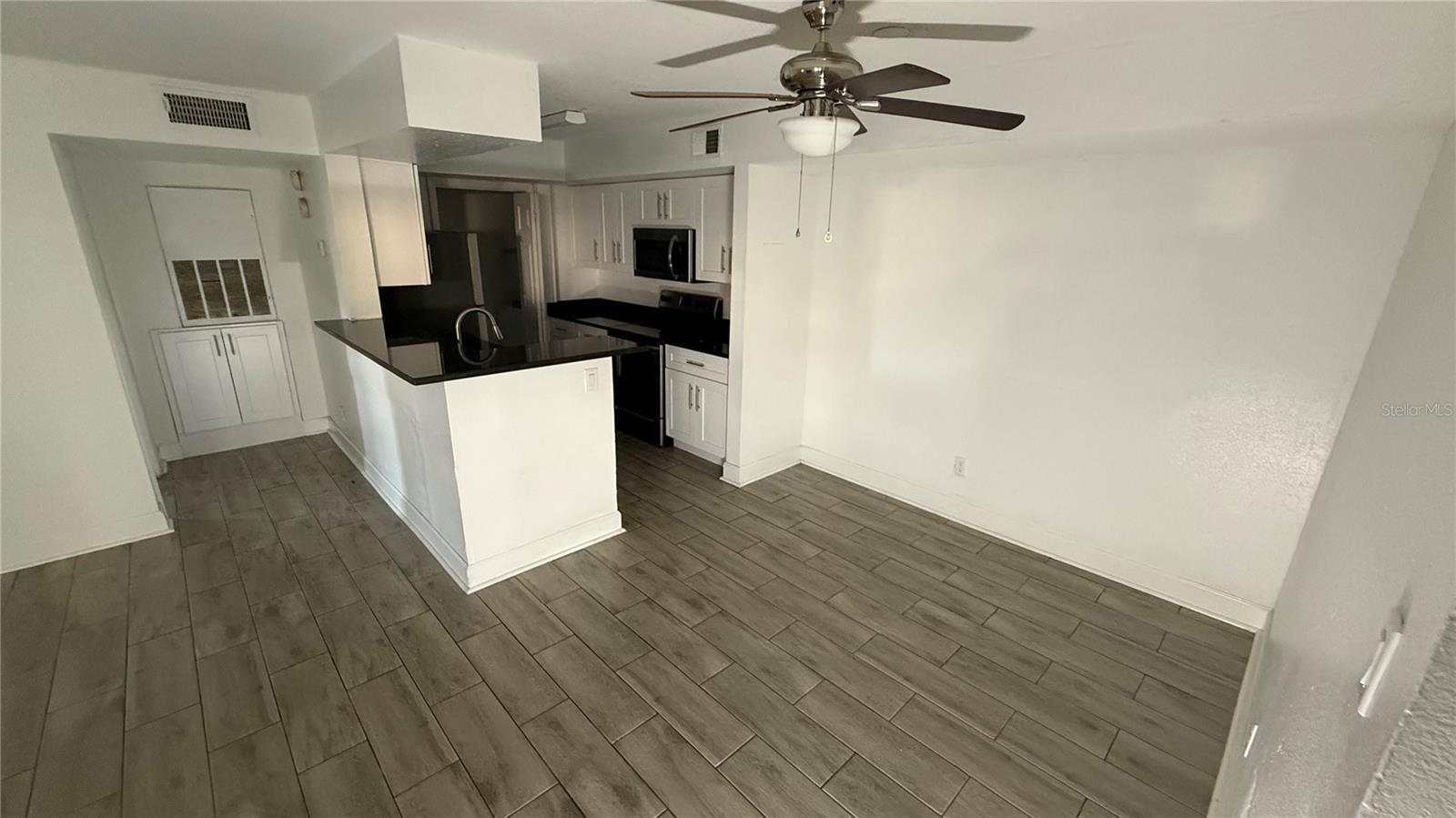 5587 DEVONBRIAR WAY #J104, ORLANDO, FL, 32822