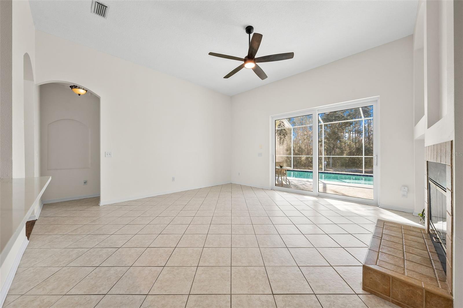 27338 HOLLYBROOK TRL, WESLEY CHAPEL, FL, 33544