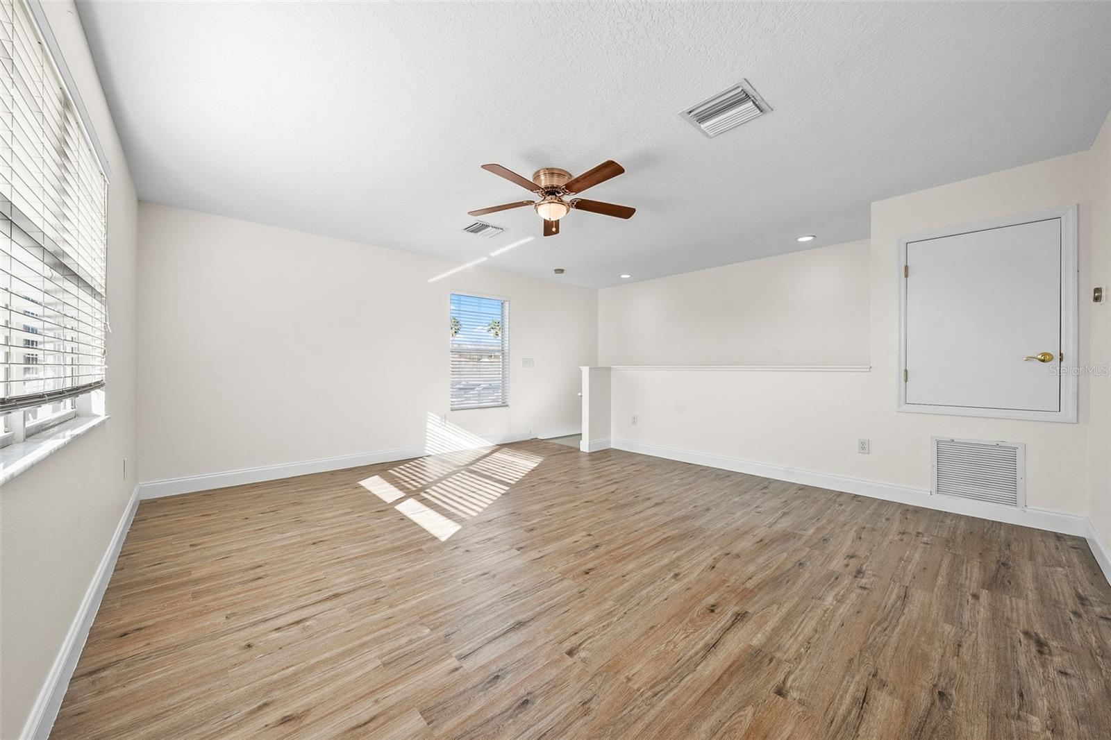 27338 HOLLYBROOK TRL, WESLEY CHAPEL, FL, 33544
