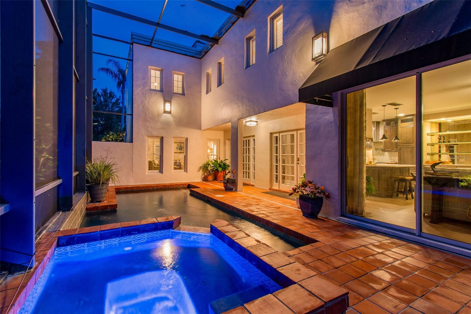 3133 LAKE ELLEN DR #3133, TAMPA, FL, 33618