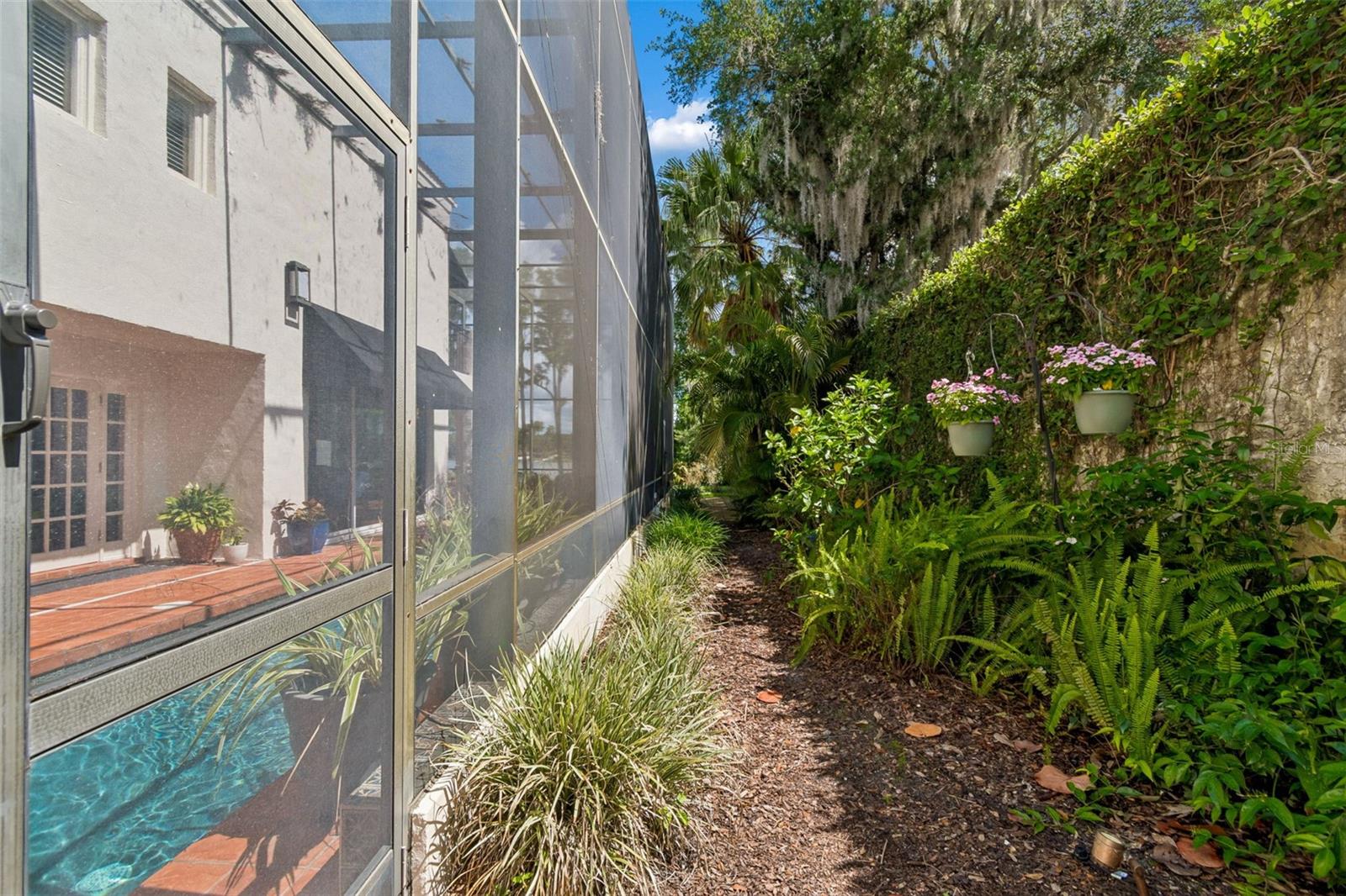 3133 LAKE ELLEN DR #3133, TAMPA, FL, 33618