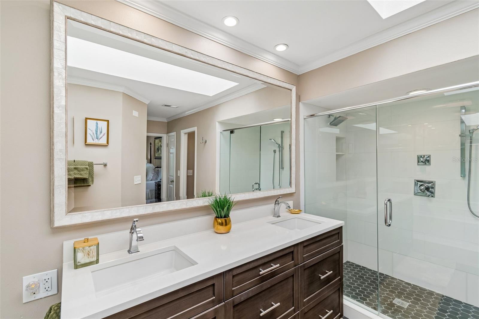 3133 LAKE ELLEN DR #3133, TAMPA, FL, 33618