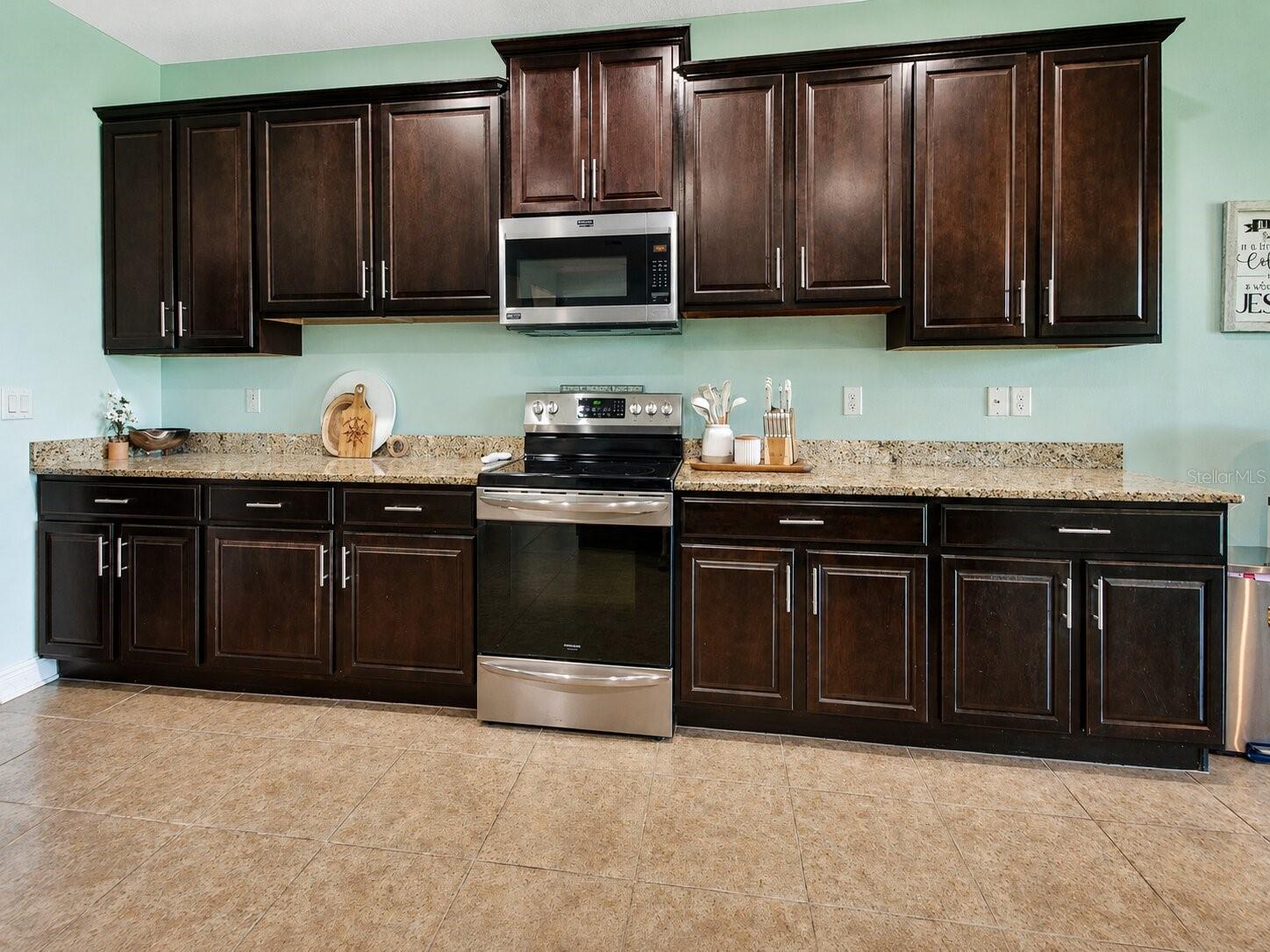 51 VIRGINIA AVE, DELAND, FL, 32724