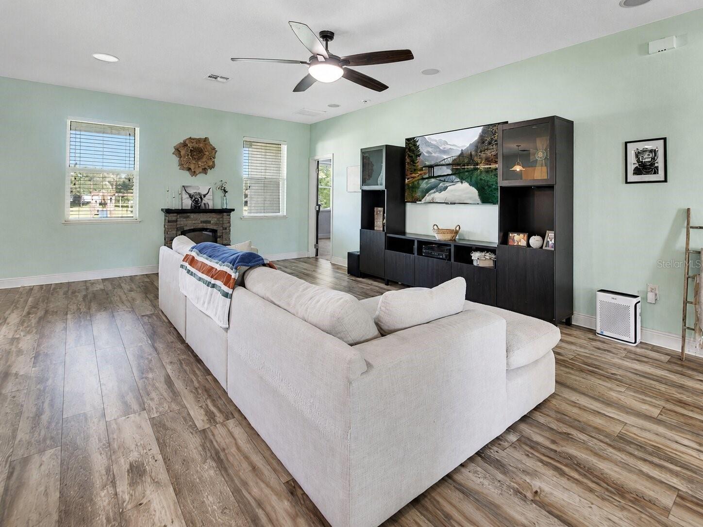 51 VIRGINIA AVE, DELAND, FL, 32724