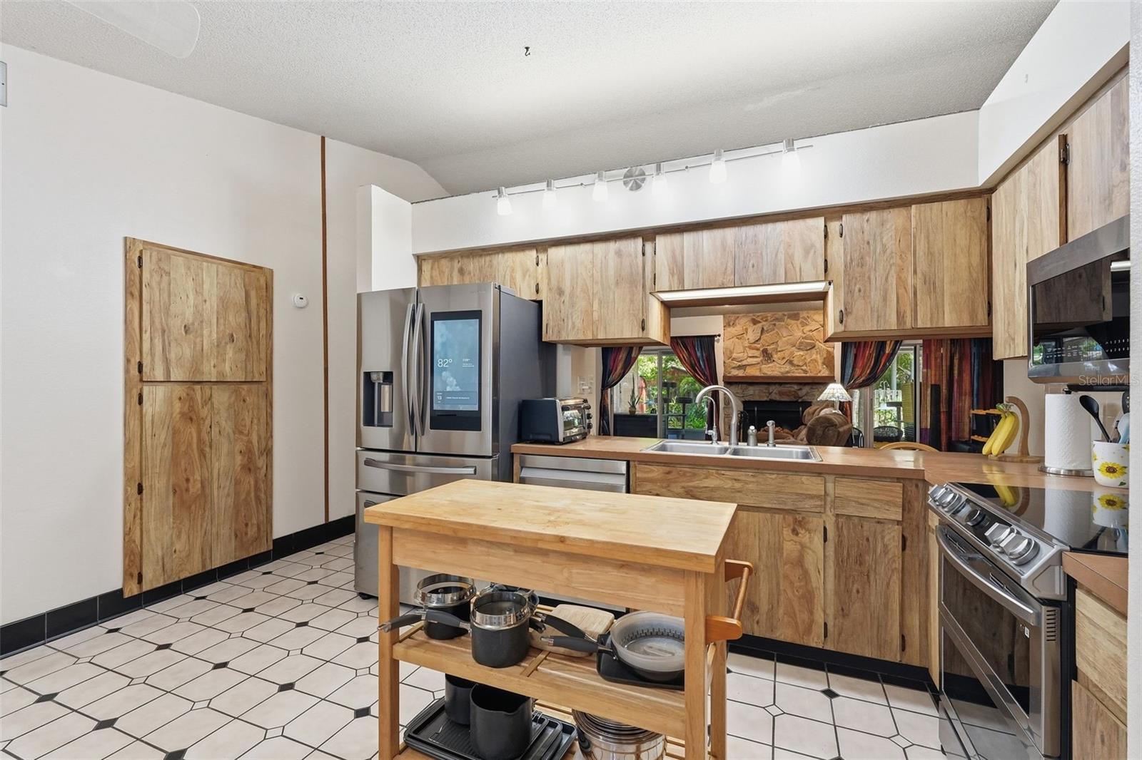 1785 ALBEMARLE RD, CLEARWATER, FL, 33764