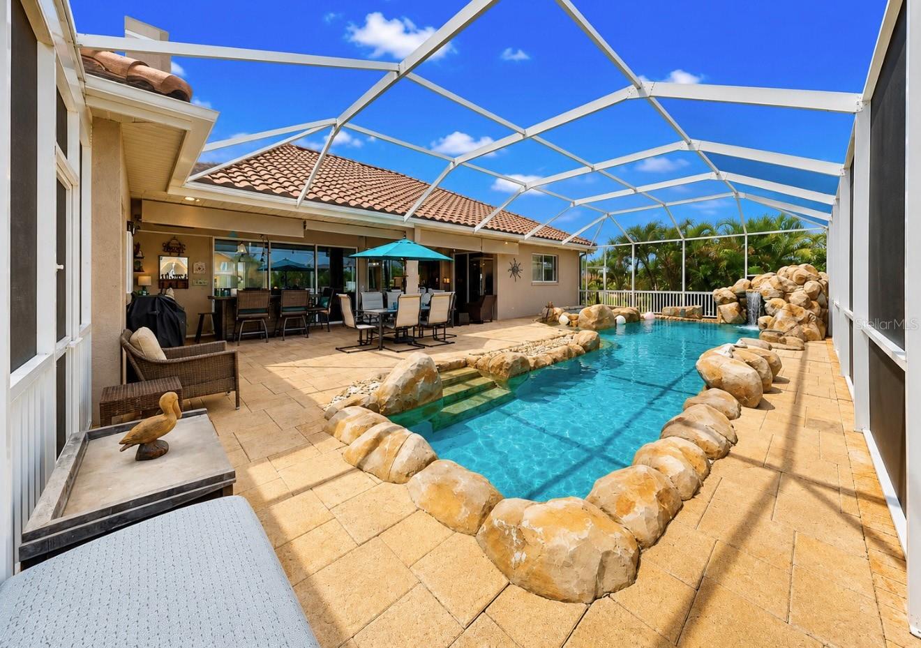 929 ALLEGRO LN, APOLLO BEACH, FL, 33572