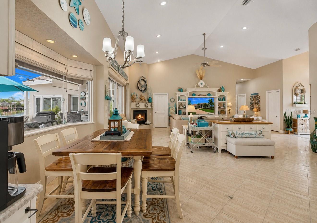 929 ALLEGRO LN, APOLLO BEACH, FL, 33572