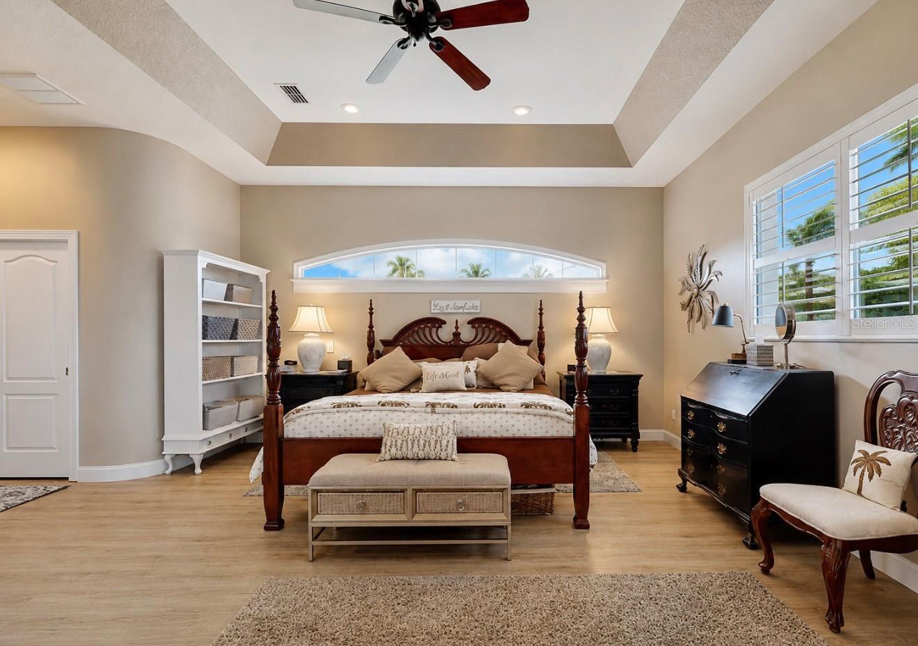 929 ALLEGRO LN, APOLLO BEACH, FL, 33572