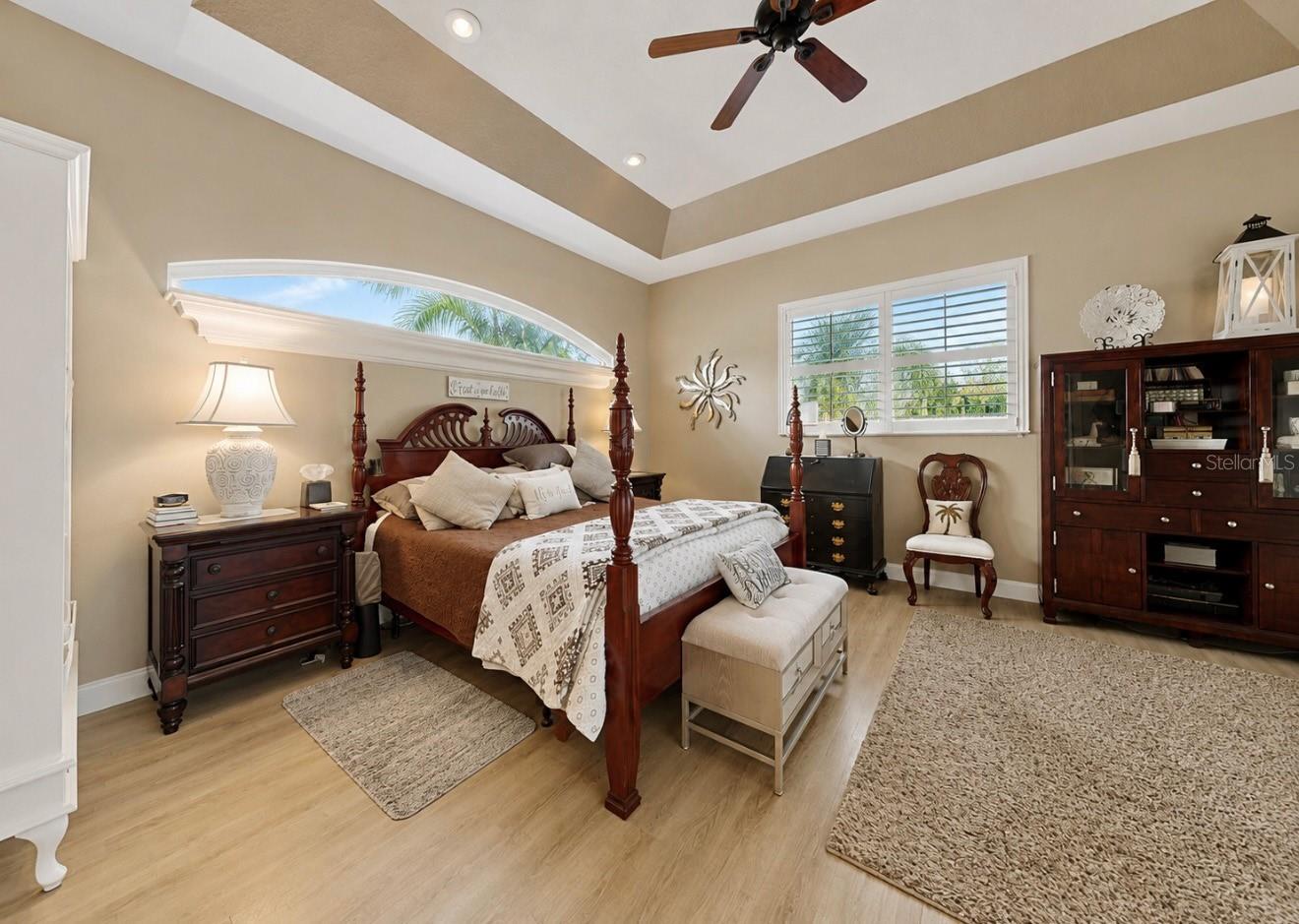 929 ALLEGRO LN, APOLLO BEACH, FL, 33572