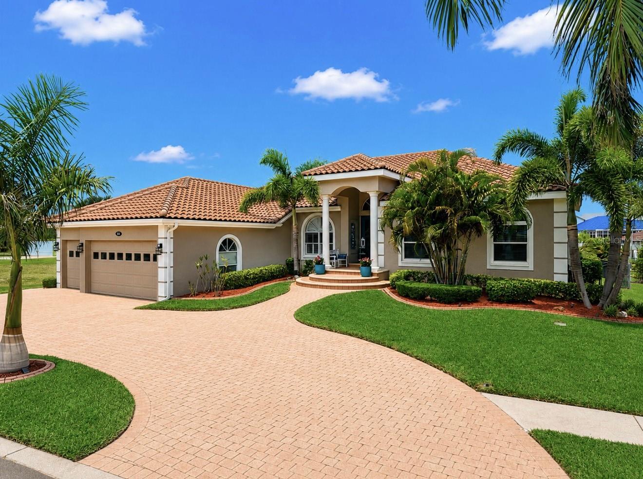 929 ALLEGRO LN, APOLLO BEACH, FL, 33572