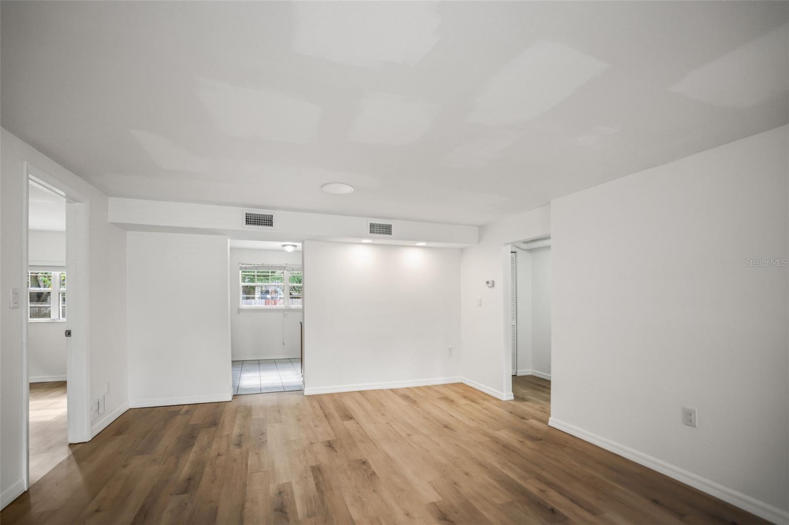 2955 BAY VIEW DR, SAFETY HARBOR, FL, 34695
