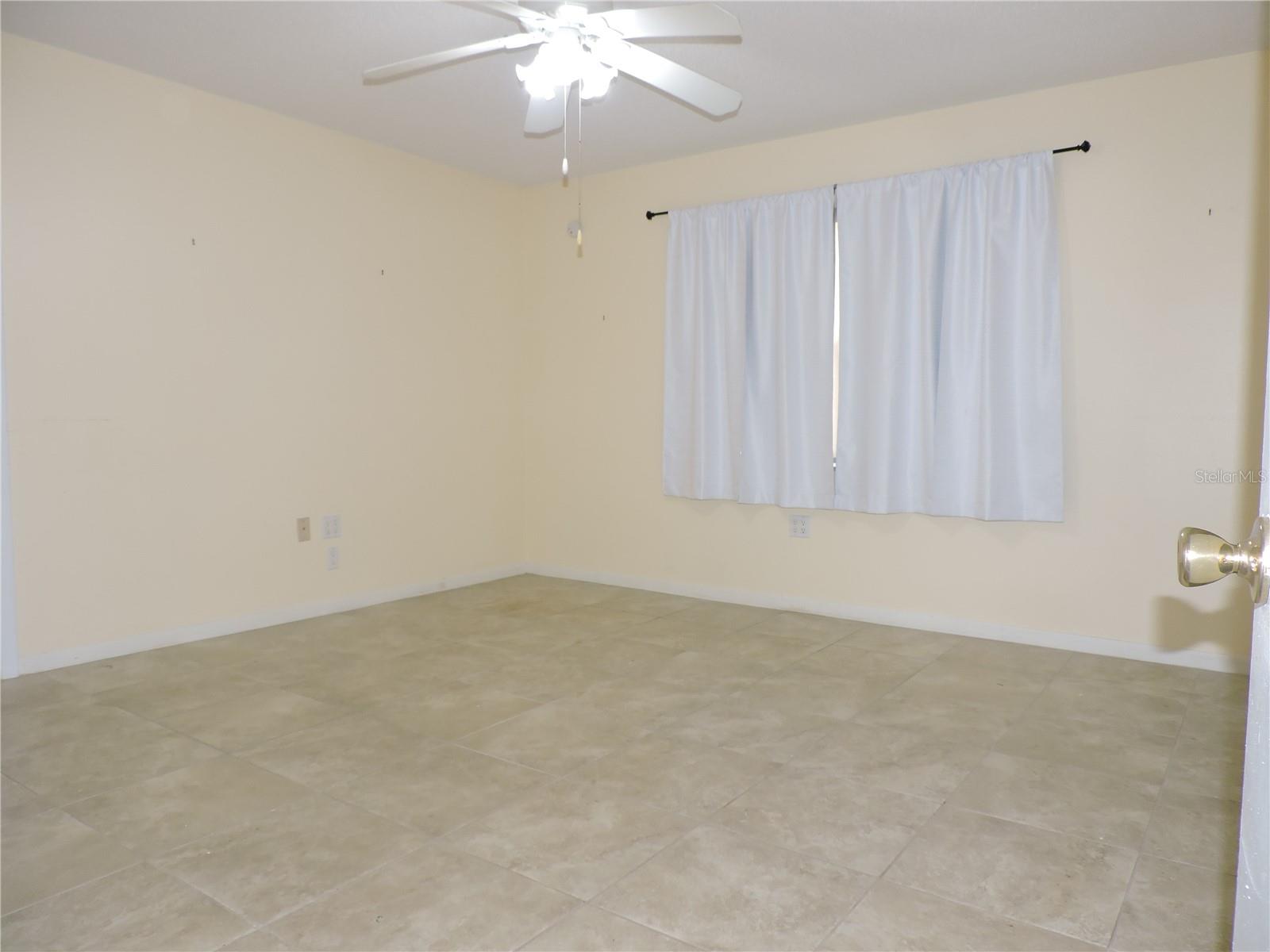 130 E JOHNSON AVE #102, LAKE WALES, FL, 33853