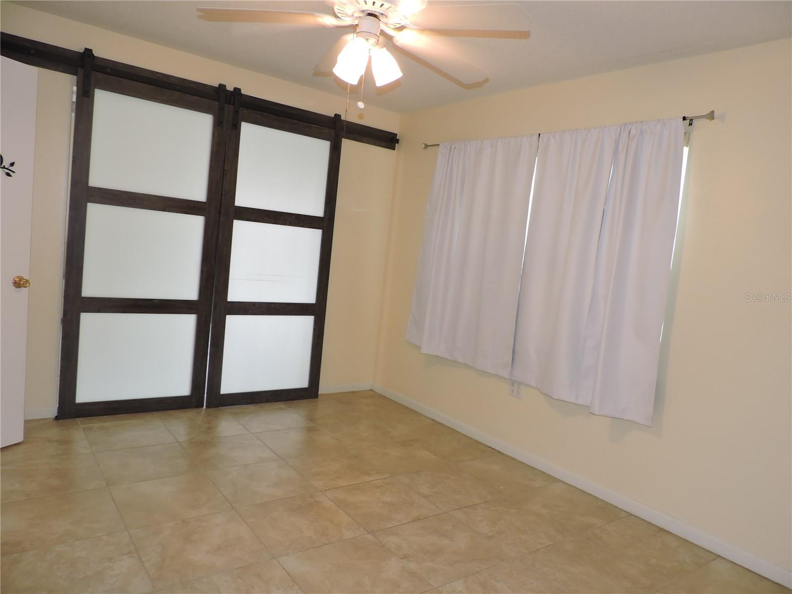 130 E JOHNSON AVE #102, LAKE WALES, FL, 33853