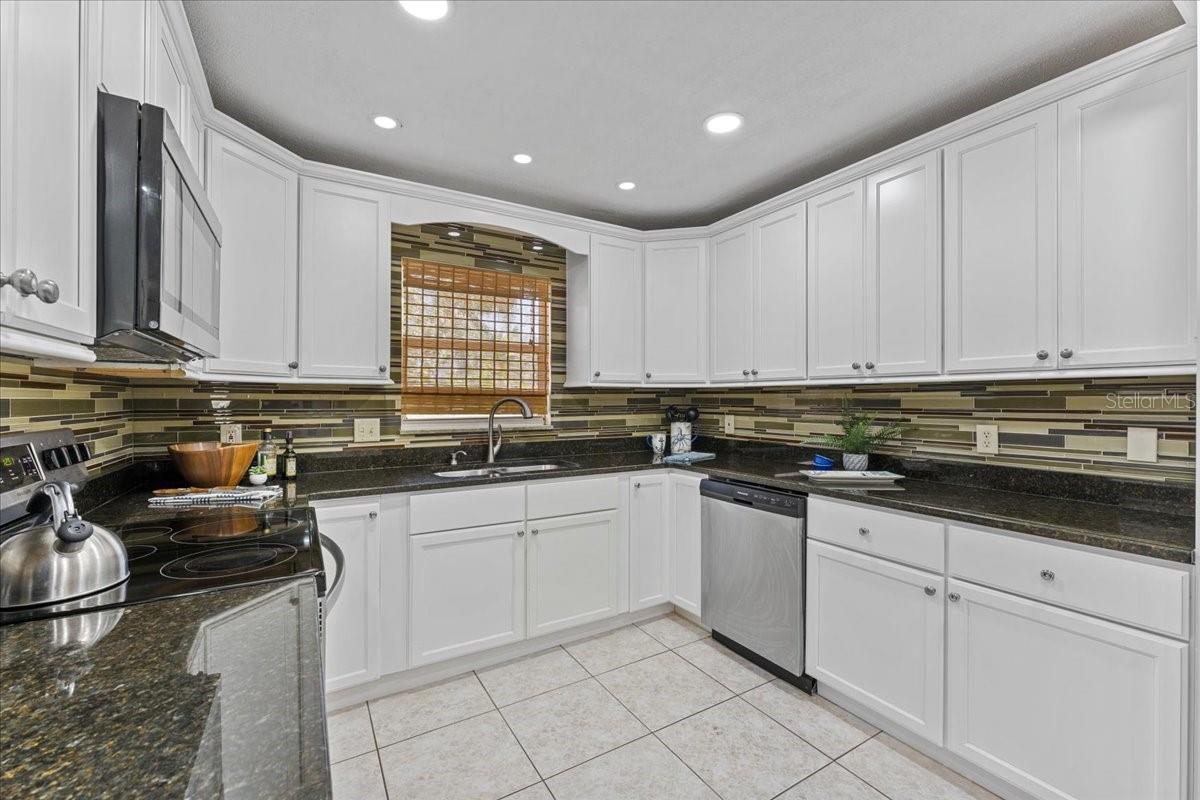 344 CROSSWINDS DR, PALM HARBOR, FL, 34683