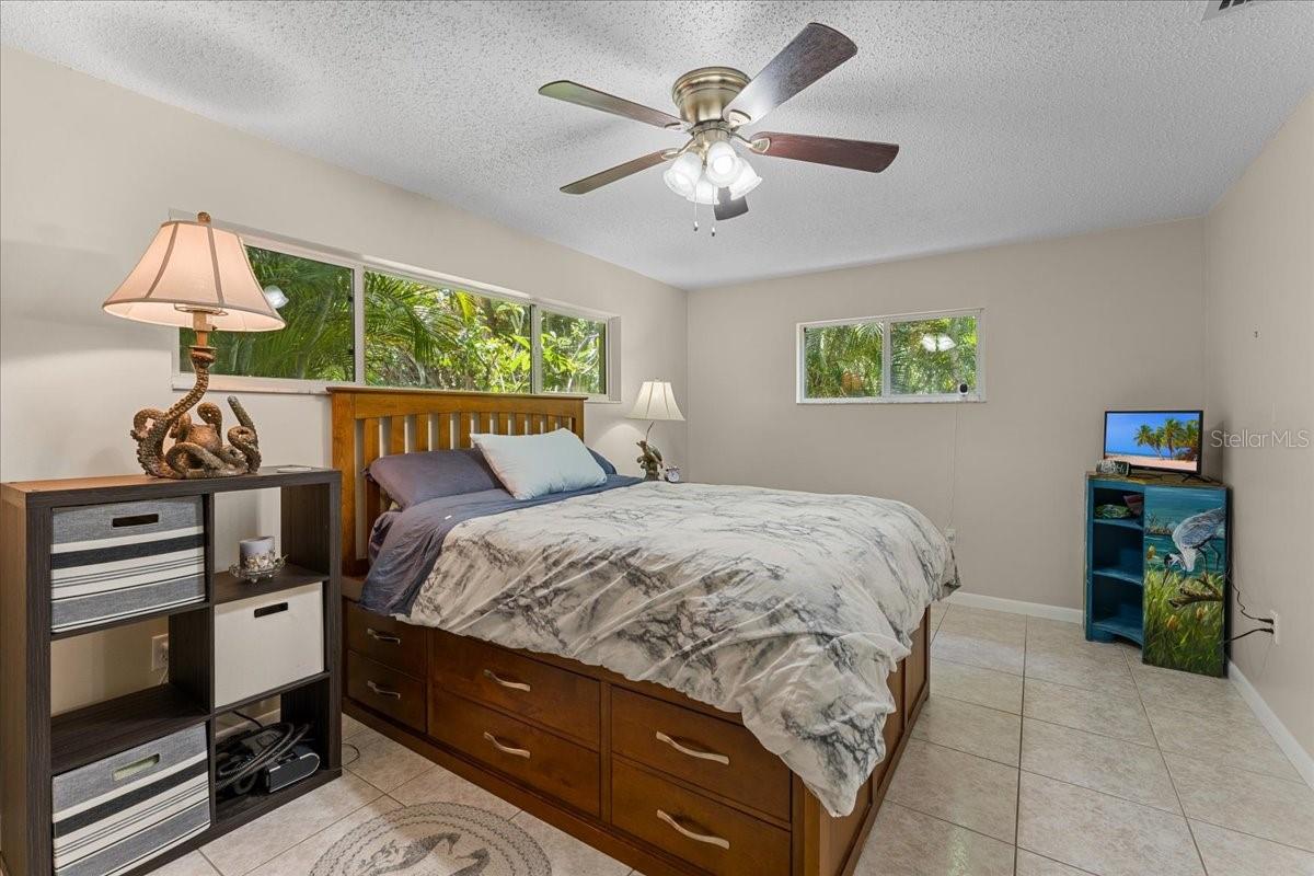 344 CROSSWINDS DR, PALM HARBOR, FL, 34683