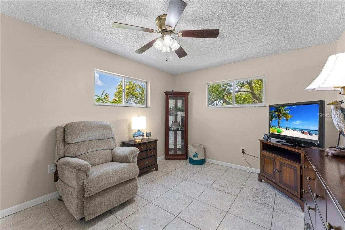 344 CROSSWINDS DR, PALM HARBOR, FL, 34683