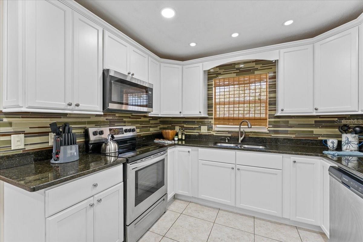 344 CROSSWINDS DR, PALM HARBOR, FL, 34683