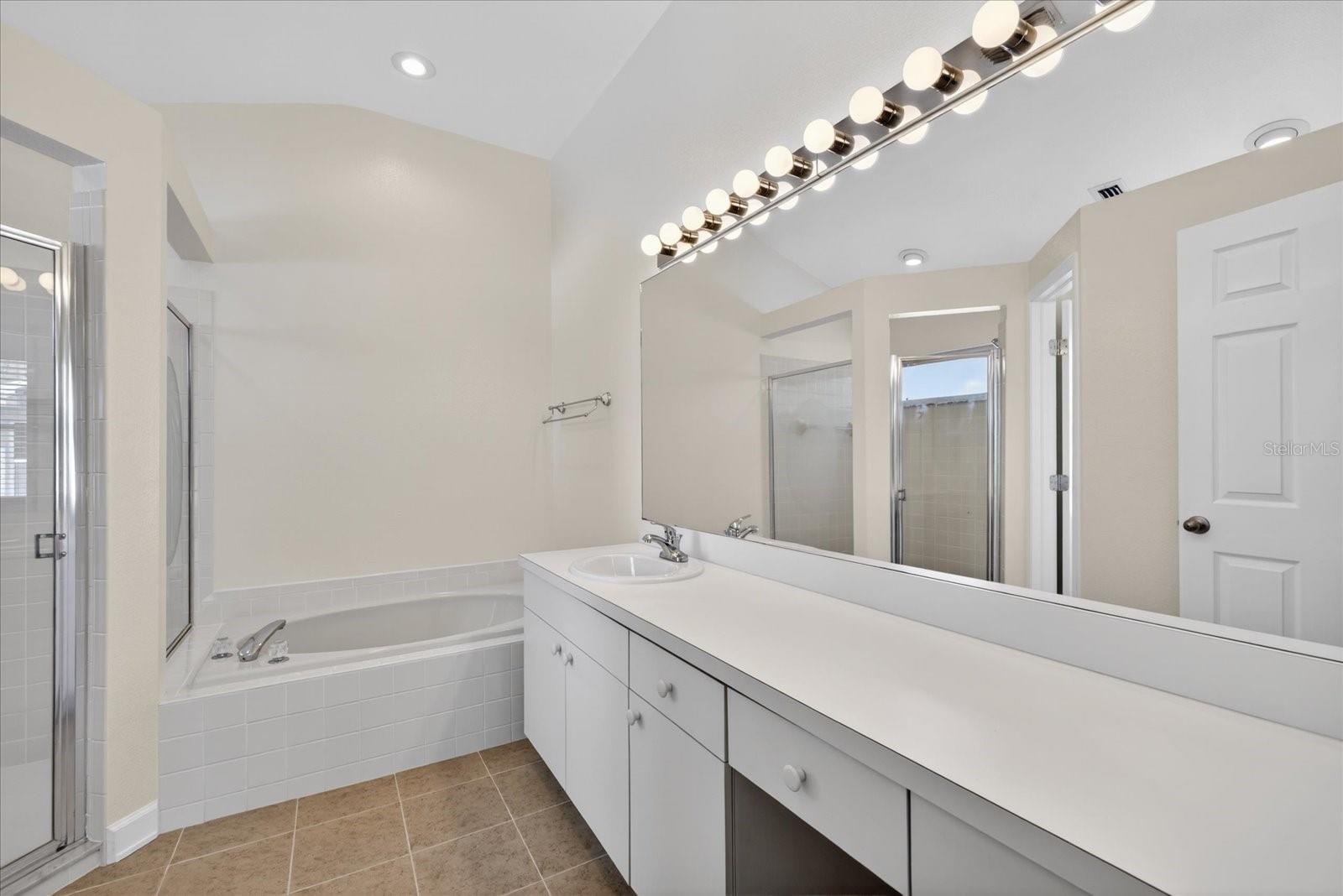2651 OLEANDER CT, PALM HARBOR, FL, 34684