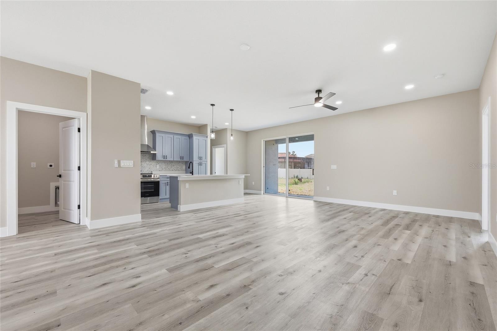 367 CAMELLIA CT, KISSIMMEE, FL, 34759