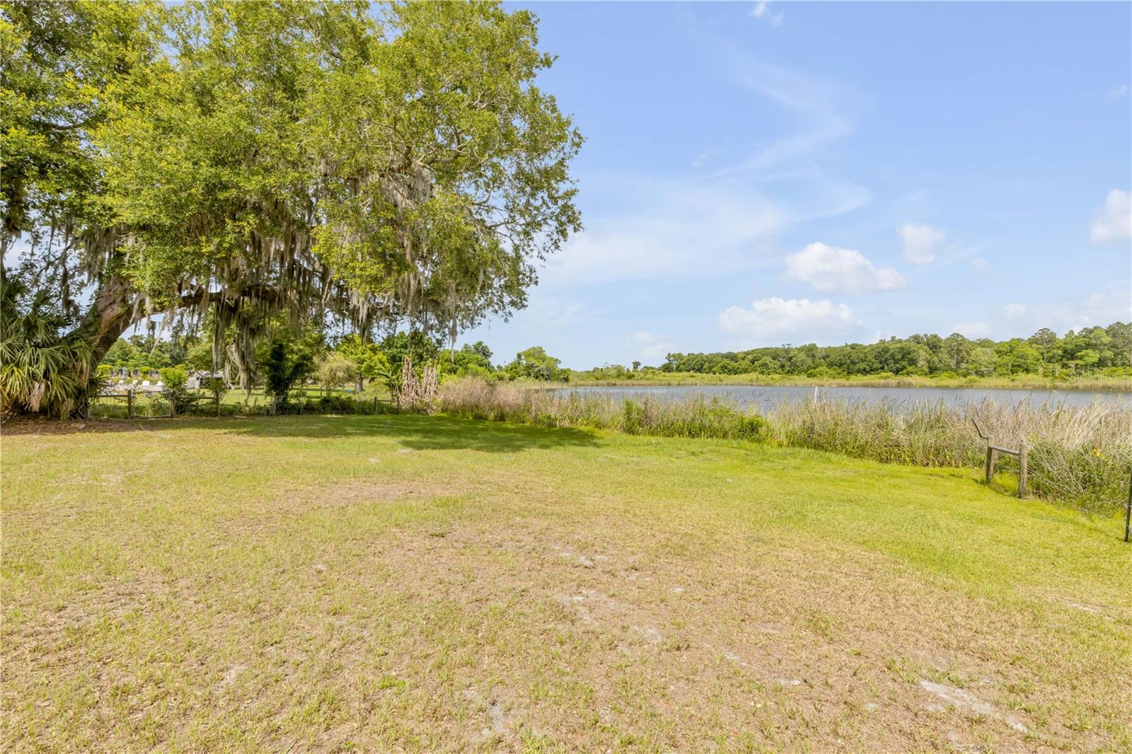 640 UNION AVE, CRESCENT CITY, FL, 32112
